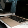 thumbs apple macbook review 87wtmk