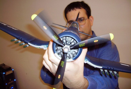 121806 sixaxis airplane