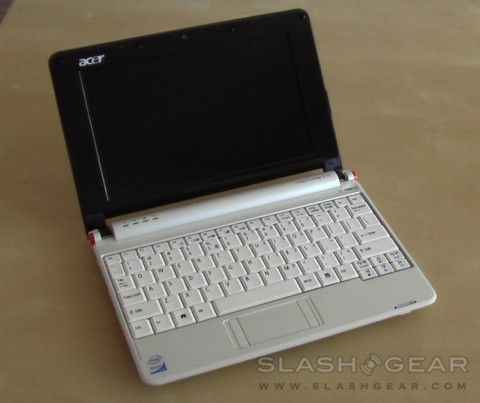 acer_aspire_one_unboxing_1 acer aspire one unboxing 1 480x403
