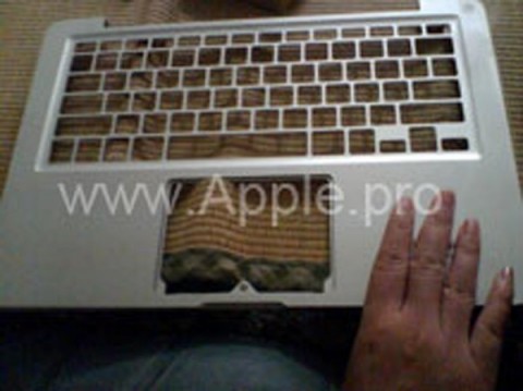 apple_macbook_casing_leak_1 apple macbook casing leak 1 480x359