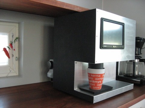 computer controlled coffee maker 480x360