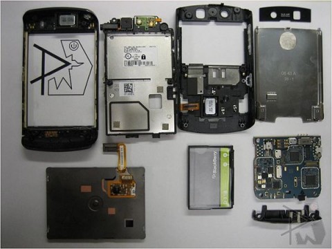 rim blackberry storm teardown 1 480x360