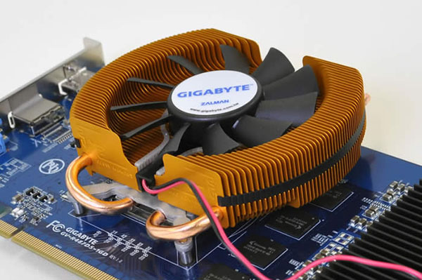 gigabyte-hd4870-1.jpg