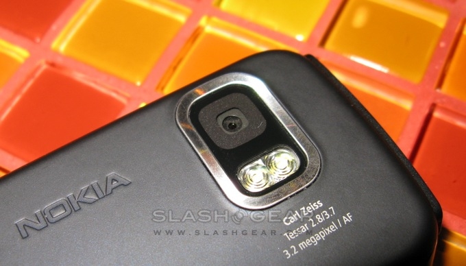 nokia-5800-expressmusic-slashgear-11wtmk nokia 5800 expressmusic slashgear 11wtmk