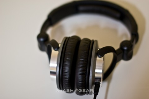 ultrasone-hfi-680-3_slashgear ultrasone hfi 680 3 slashgear 480x319