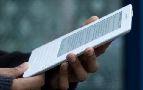 amazon kindle 2 international launch coming 480x301