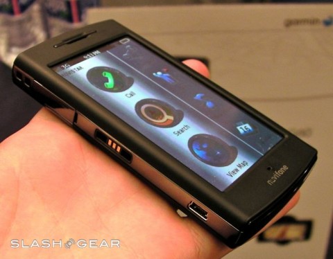 AT&T Garmin nuvifone G60 arriving October 4th