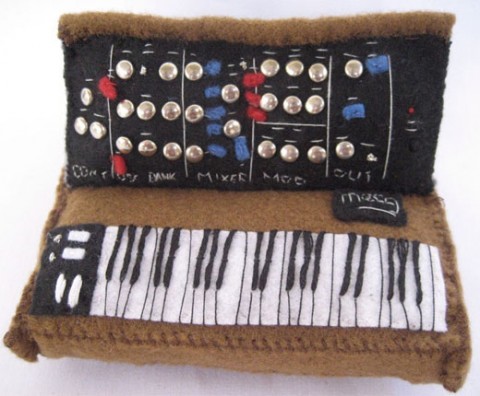 pulsewidth felt mini synth 2 480x396
