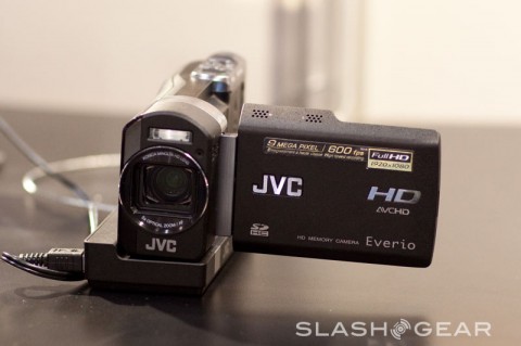 jvc-gz-x900-1 jvc gz x900 1 480x319