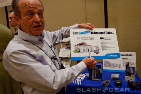 Wilson Electronics Cell Signal Boosters SlashGears Top 5 Products at Show Stoppers ctia 2009 show stopper wilson 1 480x319