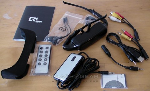 Q London 3D 80 inch Video Eyewear SlashGear 10 480x291