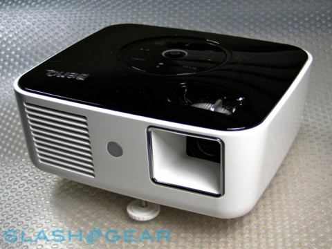 benq-gp1-review-slashgear-07-r3 benq gp1 review slashgear 07 r3 480x360