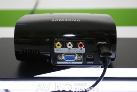 samsung_p410m_pocket_projector_2 samsung p410m pocket projector 2 480x323