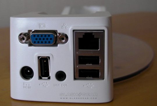 Gigabyte Booktop M1022 netbook SlashGear 10 540x365