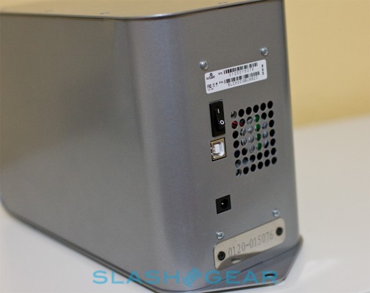 slashgear iosafe solo 20000 540x427