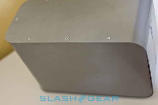 slashgear iosafe solo 30000 540x360