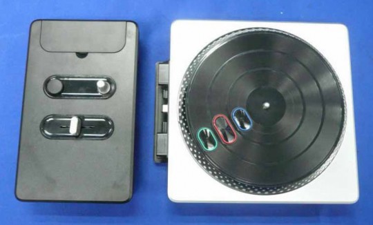 dj_hero_controller_fcc_teardown_1 dj hero controller fcc teardown 1 540x326