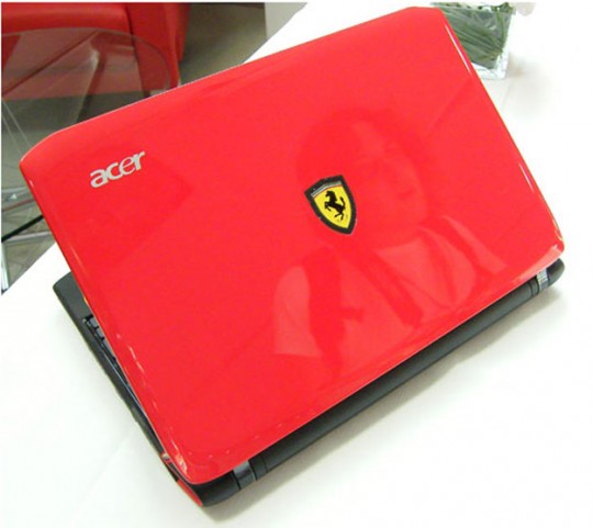 Acer unveils Ferrari One notebook acerferrari lg apc 540x481