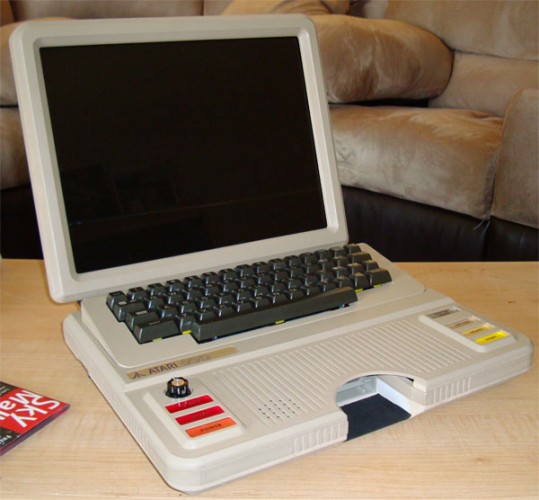 ben_heck_atari_800_laptop_casemod_1 ben heck atari 800 laptop casemod 1 539x500
