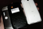 orange_motorola_dext_hands-on_slashgear_27 orange motorola dext hands on slashgear 271 150x100