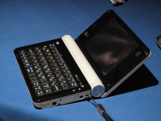 umid_mbook_m2_idf_2009_1 umid mbook m2 idf 2009 1 540x405
