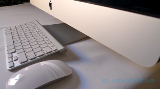 Apple 27-inch iMac-keyboard-magic-mouse-1-r3media Apple 27-inch iMac-keyboard-magic-mouse-1-r3media