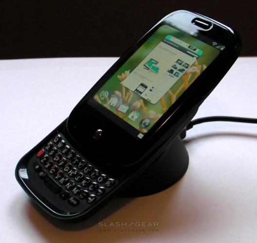 O2 Palm Pre GSM SlashGear review 27 528x500
