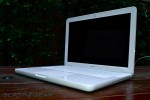 apple macbook white 2009 05 r3media1 150x100