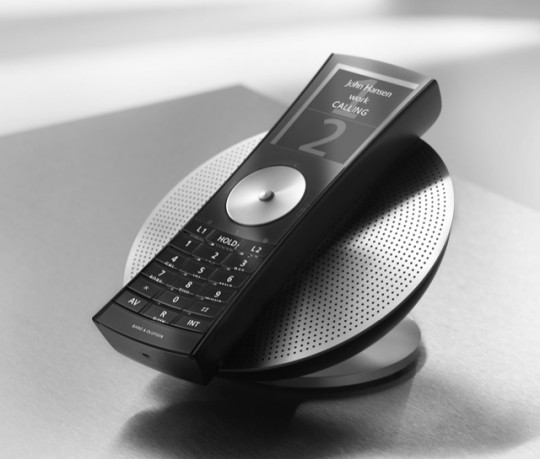 bang and olufsen beocom 5 4 540x459