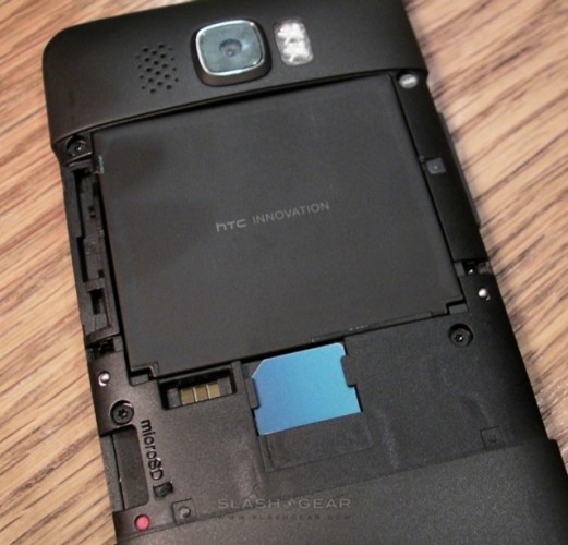 htc hd2 slashgear hands on 29 521x500