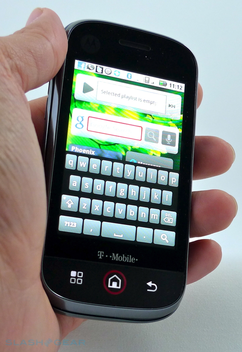motorola cliq motoblur review slashgear motorola cliq motoblur review slashgear