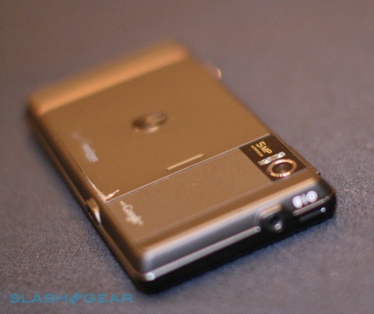 verizon droid 21 r3media 540x453