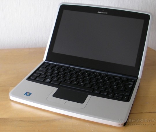Nokia_Booklet_3G_unboxing_SlashGear_1 Nokia Booklet 3G unboxing SlashGear 1 540x459