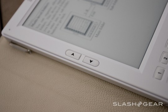 astak_ez_reader_pro_5_4_slashgear astak ez reader pro 5 4 slashgear 540x360