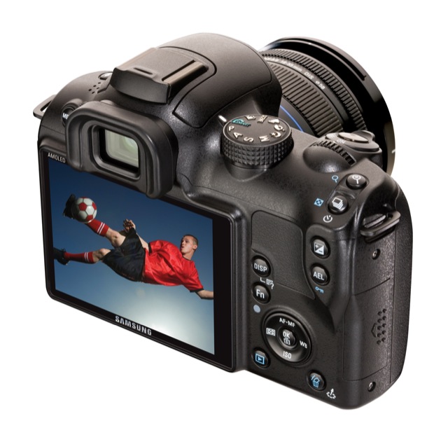Samsung WiFi/Bluetooth CL80, DualView TL210/TL205 And NX10 Digicams