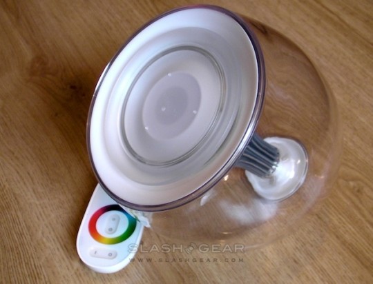 Philips LivingColor Lamp SlashGear 11 540x412