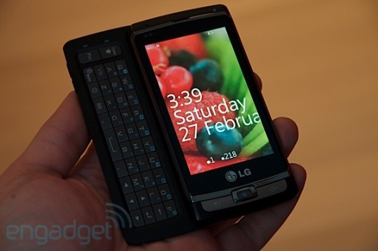 lg windows phone 7 smartphone 540x359