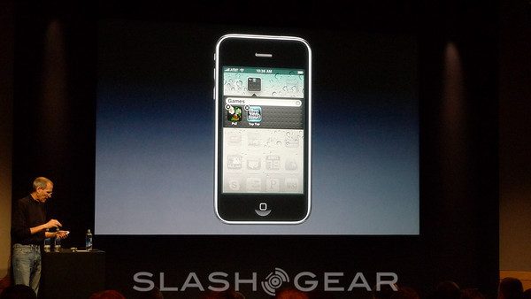 Apple iPhone OS 4.0 Introduces Folders