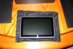 HP Slate 500 Arrives, Gets Unboxed by Lucky Owner