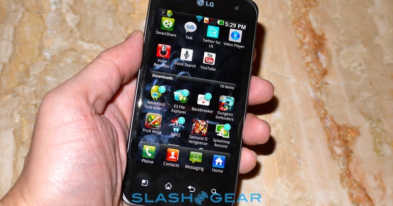 LG P930 1280 x 720 Android smartphone tipped