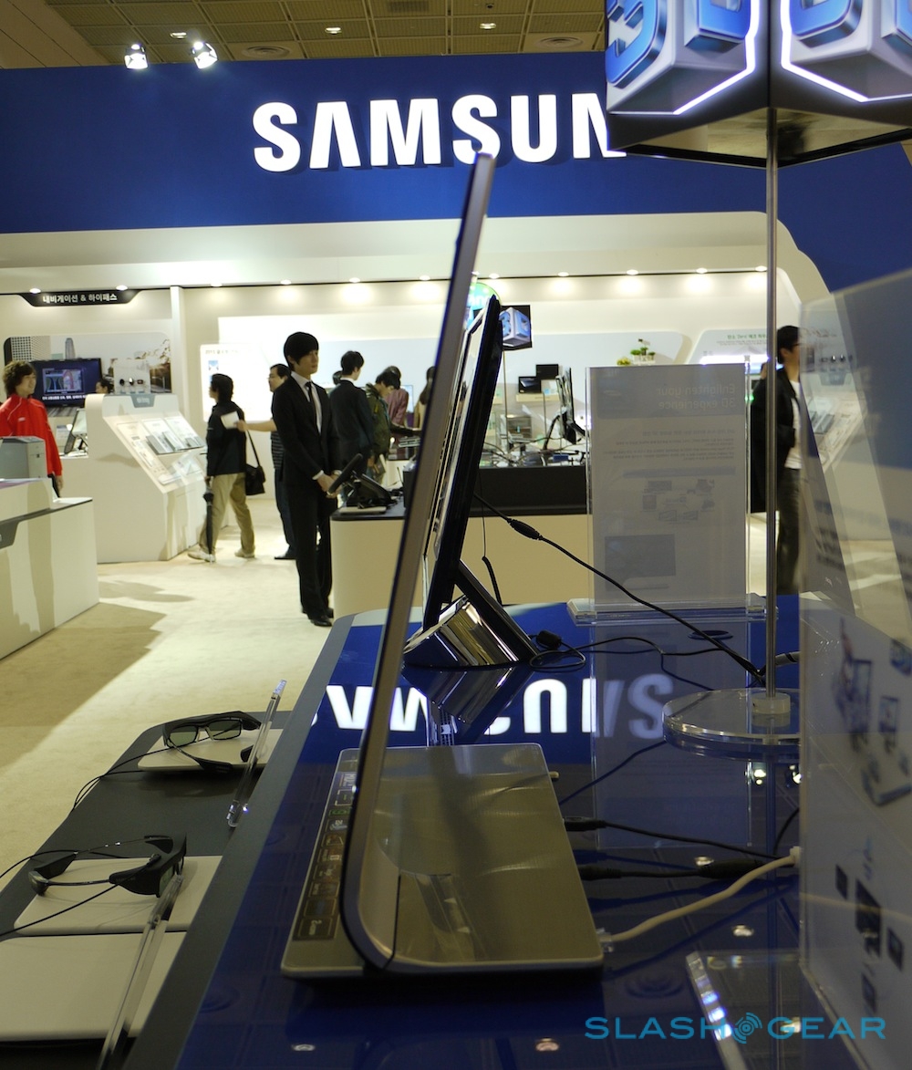 Samsung TA950 And TA750 Asymmetrical 3D TV Eyes-On