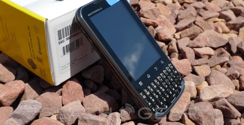 Motorola XPRT Hands-On and Unboxing