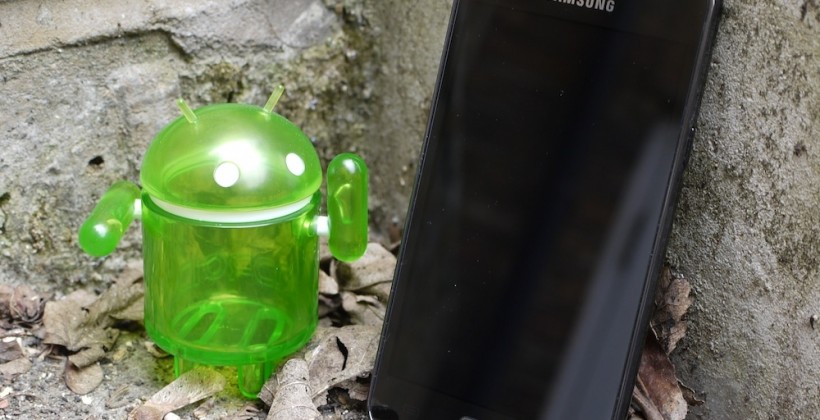 Samsung reconsiders software “competitiveness” after Google Motorola deal