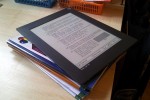Plastic Logic 100 shatterproof ereader targets classrooms