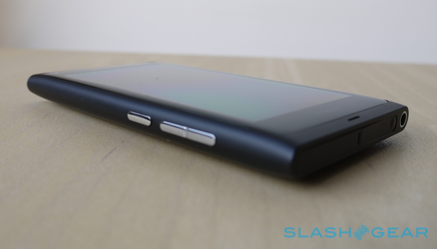 Nokia N9 Review - SlashGear
