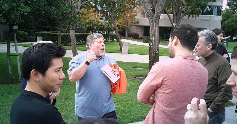 Steve Wozniak poses with his new Galaxy Nexus at Google Building 44