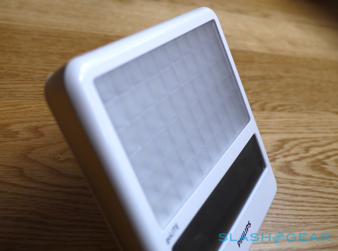 Philips goLITE BLU Energy Light Review SlashGear