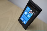 Nokia CEO taps salesmen to assure Lumia push