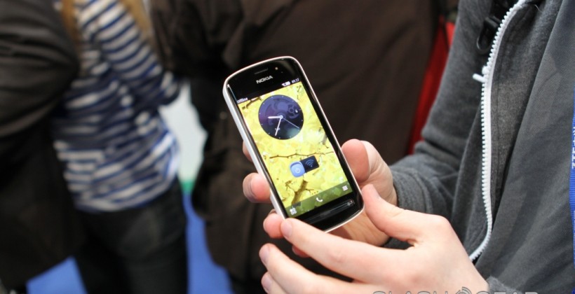 Nokia 808 PureView hands-on