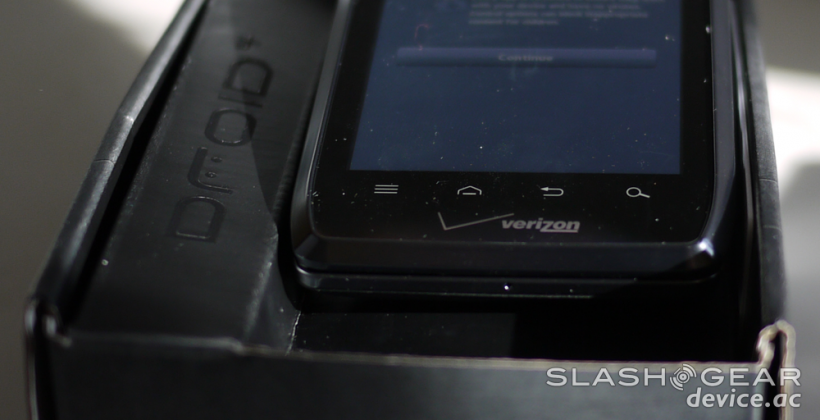Motorola DROID 4 Hands-On and Unboxing